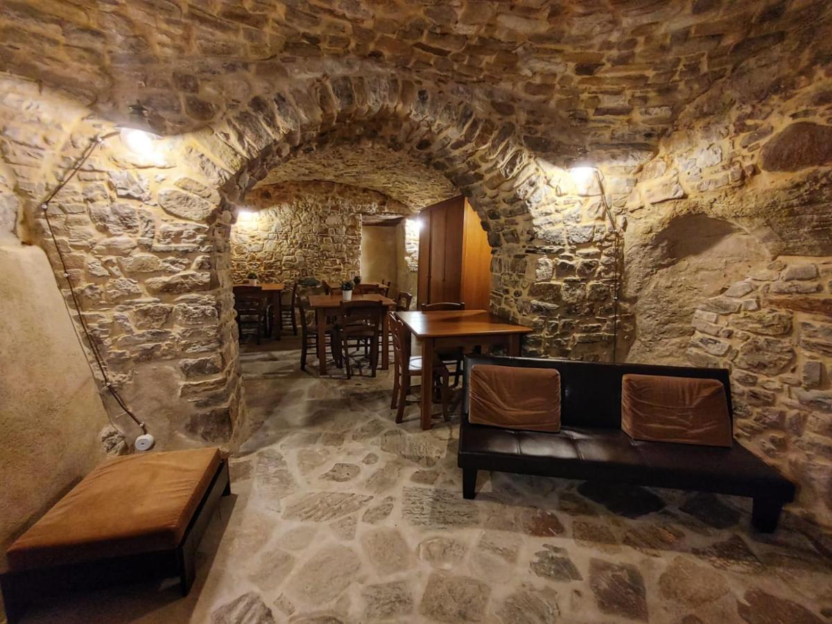 Baselice Borgo Sciugolo Bed & Breakfast エクステリア 写真