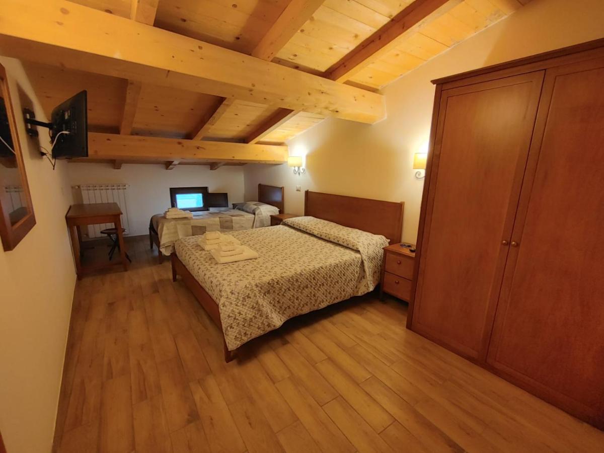 Baselice Borgo Sciugolo Bed & Breakfast エクステリア 写真