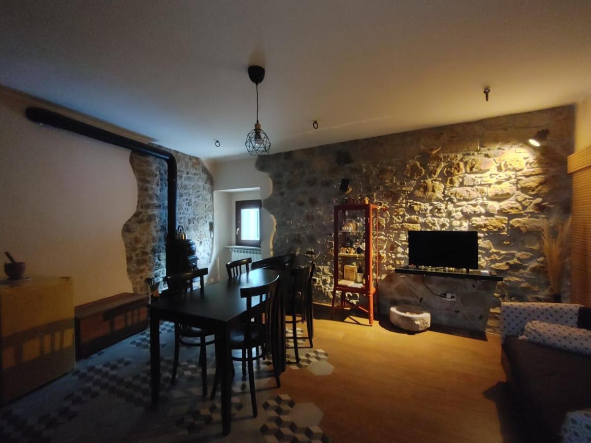 Baselice Borgo Sciugolo Bed & Breakfast エクステリア 写真