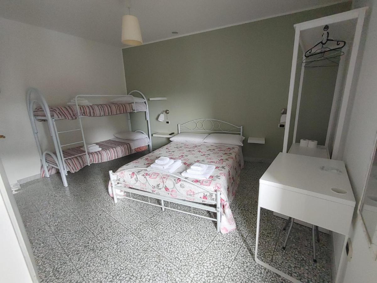 Baselice Borgo Sciugolo Bed & Breakfast エクステリア 写真