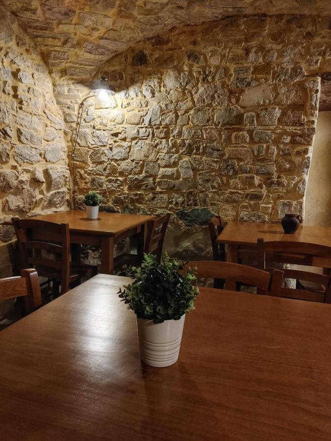 Baselice Borgo Sciugolo Bed & Breakfast エクステリア 写真