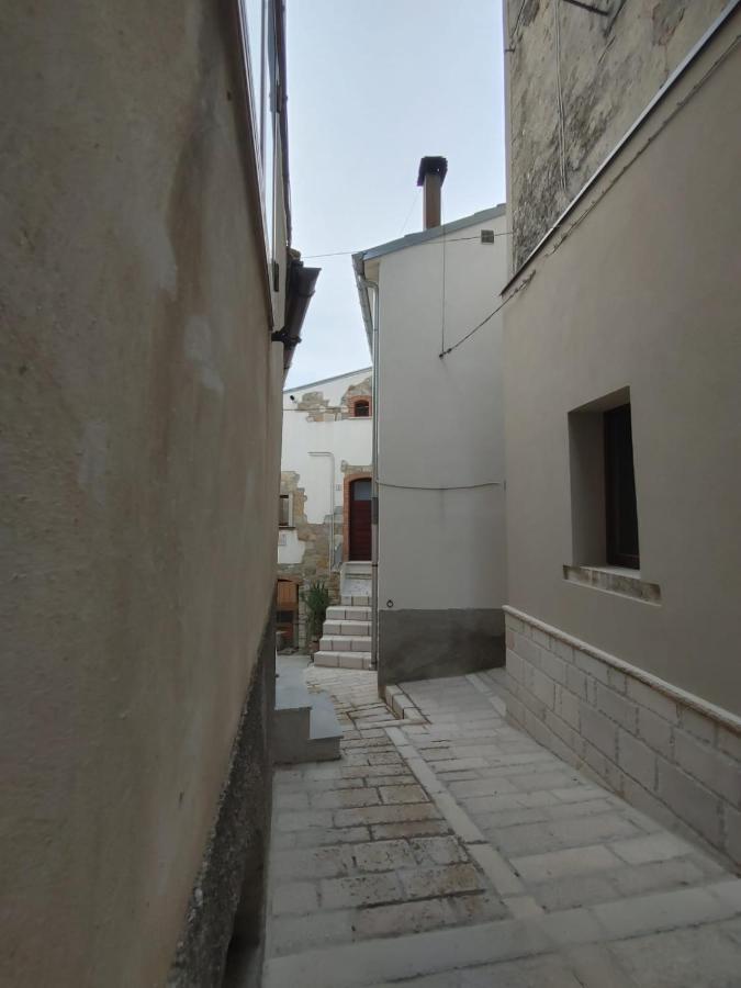 Baselice Borgo Sciugolo Bed & Breakfast エクステリア 写真