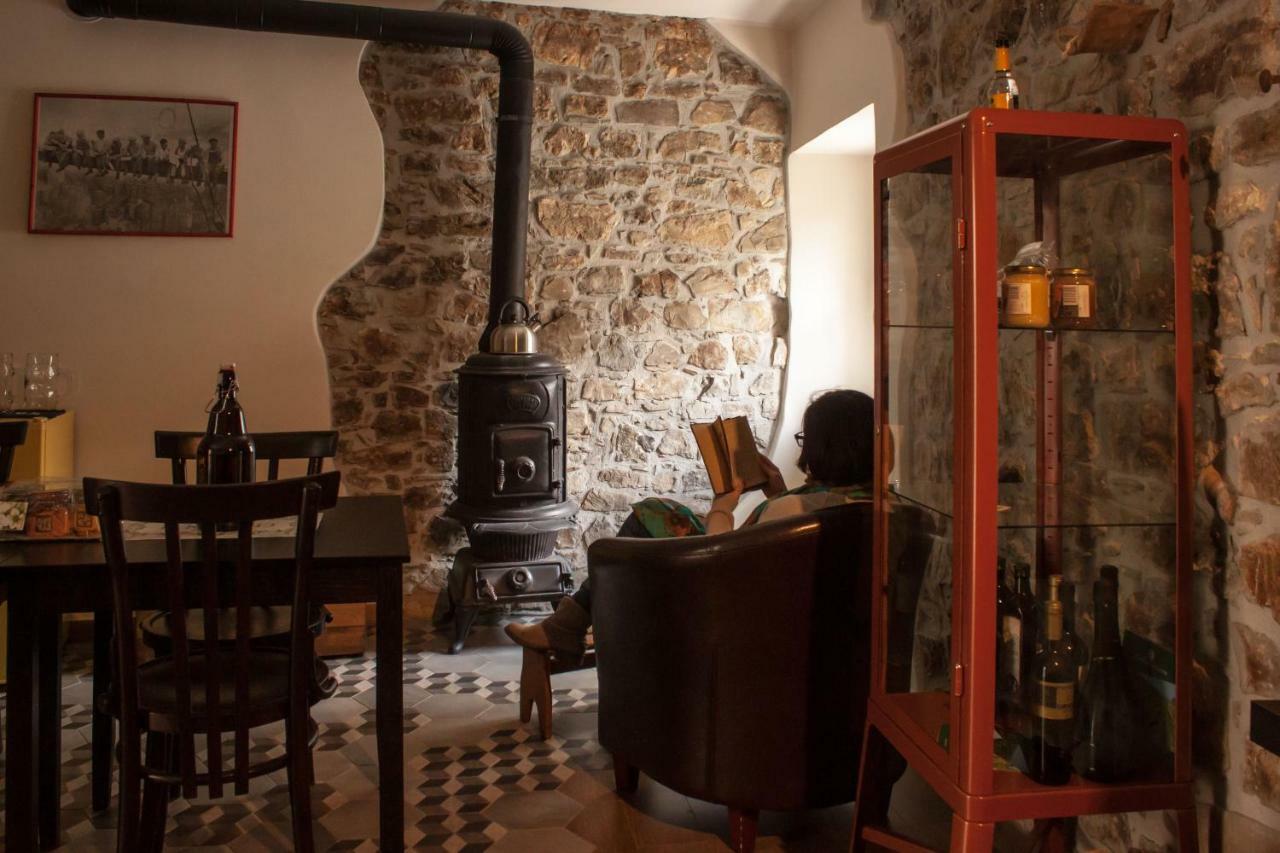 Baselice Borgo Sciugolo Bed & Breakfast エクステリア 写真